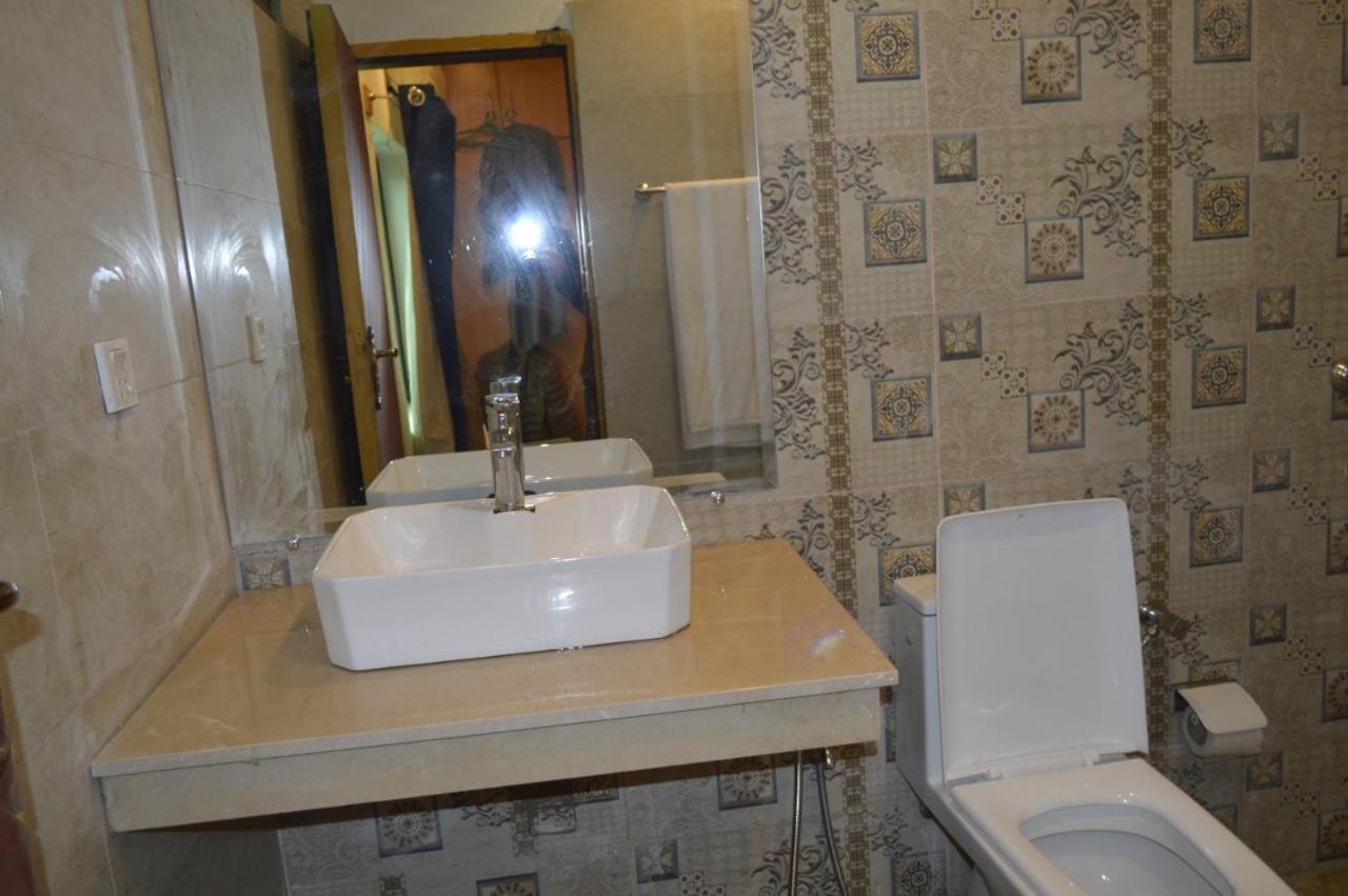اسلام اباد Rose Valet Guest House المظهر الخارجي الصورة